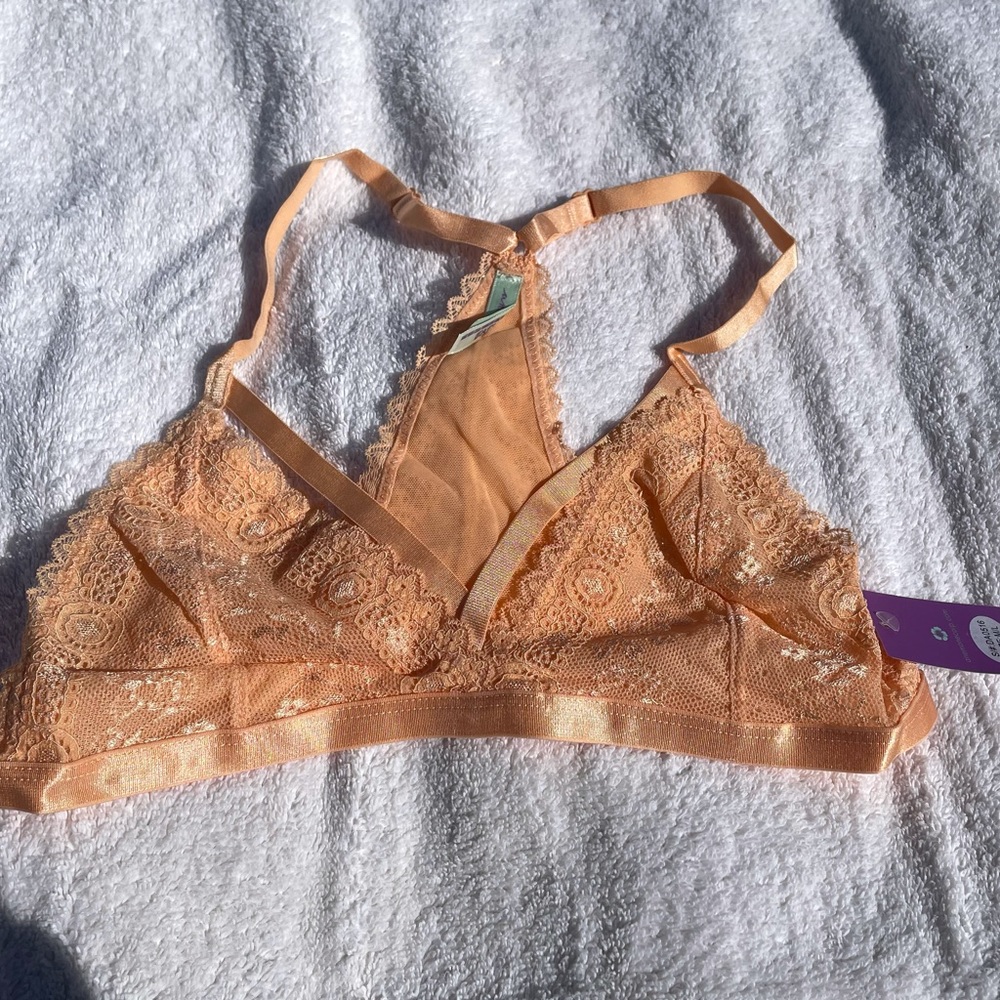 Lacy Peach Brallette
